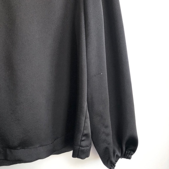 ✨3/$30✨ BLACK SATIN LONG SLEEVE - Picture 3 of 4